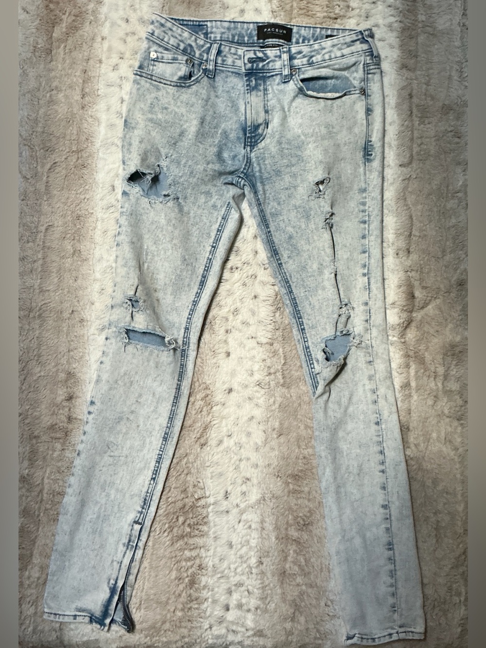 PacSun Men’s Light Blue Distressed Skinny Jeans